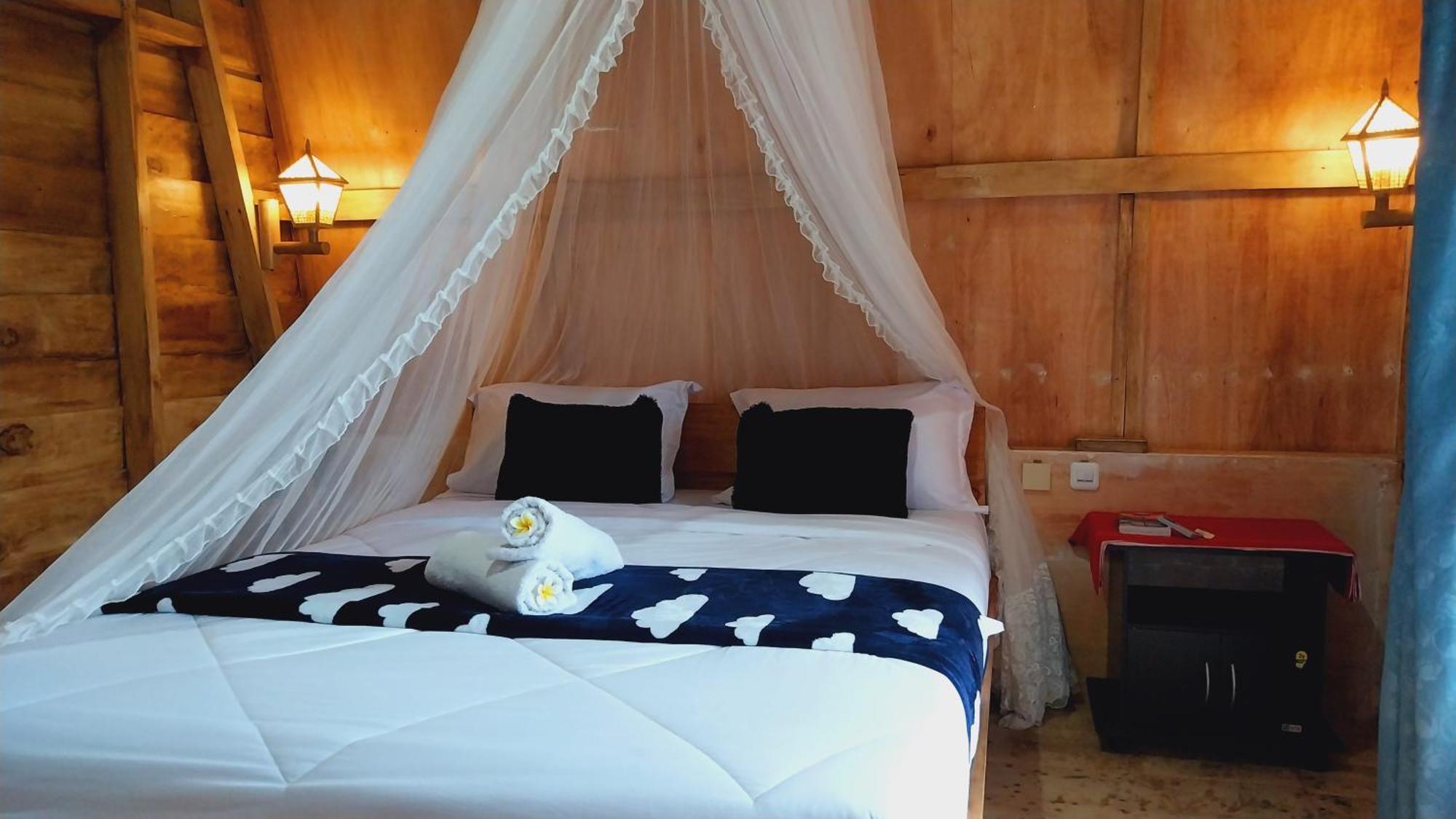 Raturinjani Homestay Selong Kültér fotó
