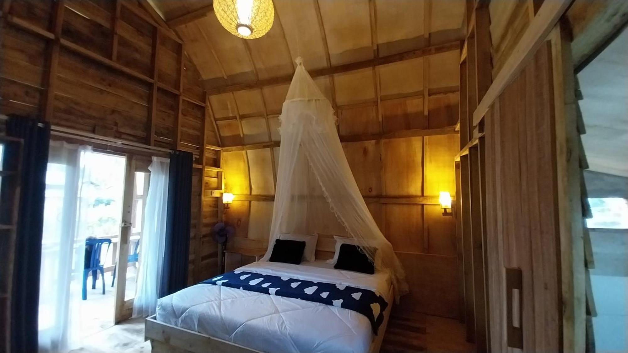 Raturinjani Homestay Selong Kültér fotó