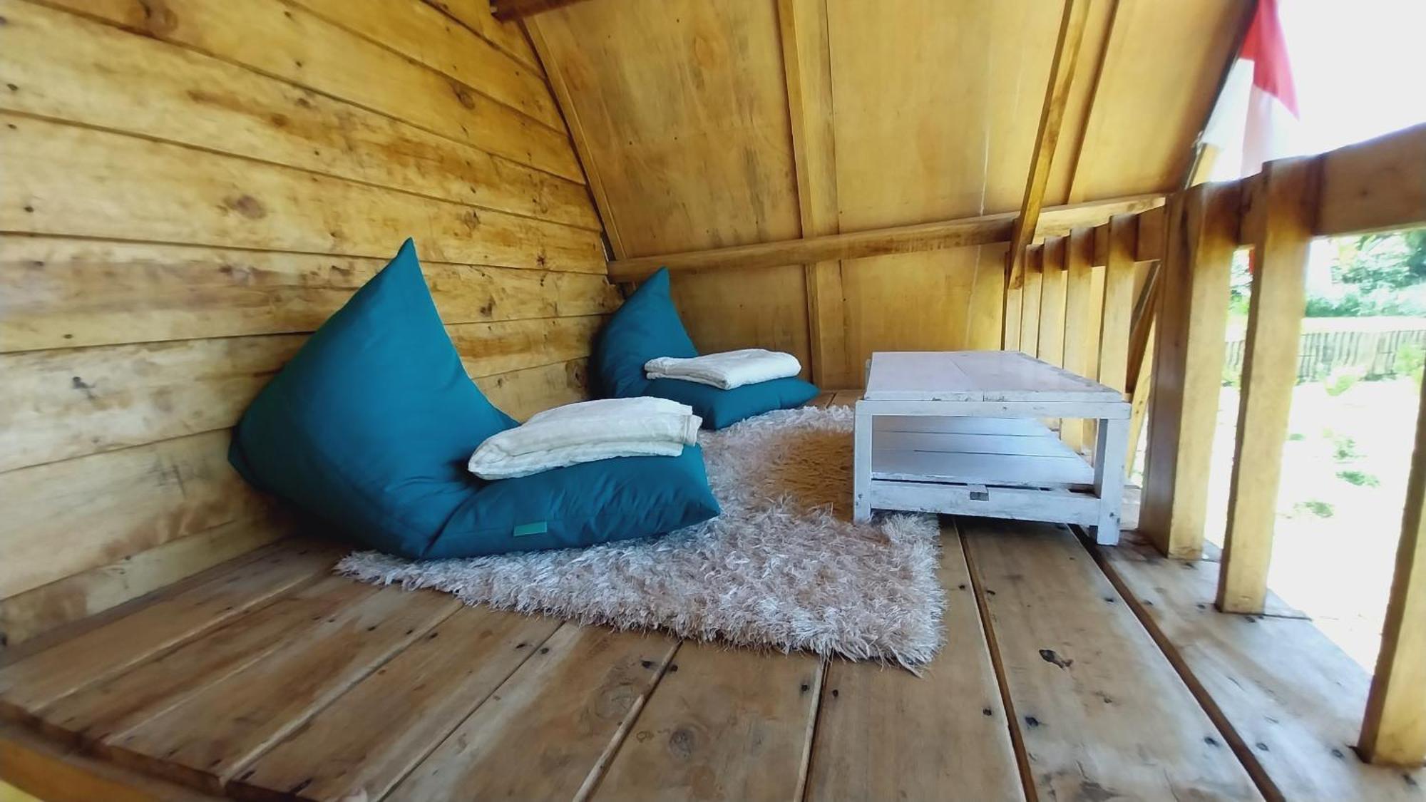 Raturinjani Homestay Selong Kültér fotó