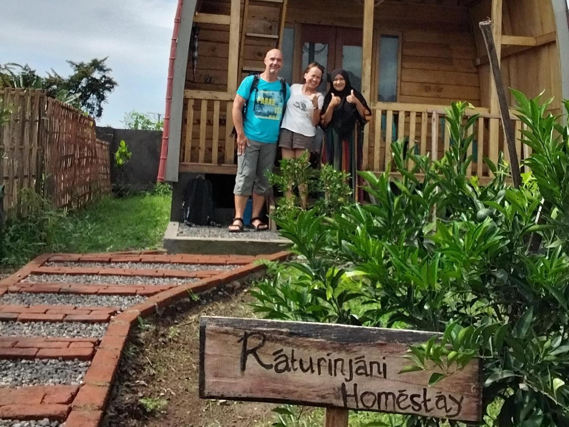 Raturinjani Homestay Selong Kültér fotó