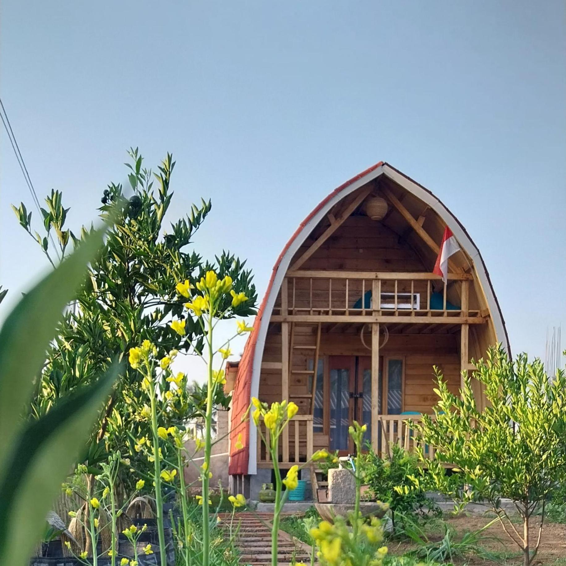 Raturinjani Homestay Selong Kültér fotó